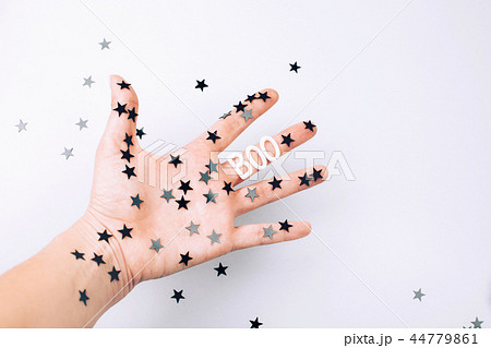 Hand with stars 44779861