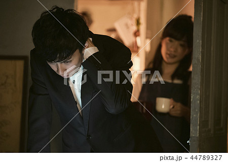 夫婦のライフスタイル 44789327