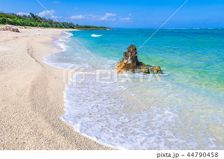 伊計島の海 44790458