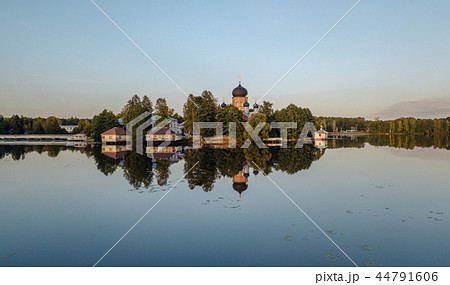 The Holy-Vvedensky nunnery in the Vladimir region. On the island. Aerial view. 44791606
