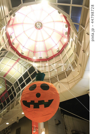 阿佐ヶ谷パールセンターの夜 44798728