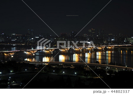 夜景 風景 都市 44802337