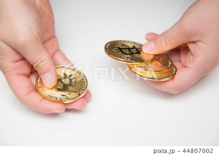 ビットコインと手元 ビットコインと手元 44807002