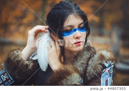 beautiful young american indian woman beautiful young american indian woman 44807303