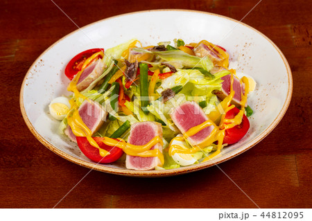 Nicoise salad with tuma Nicoise salad with tuma 44812095