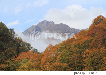 妙高戸隠連山国立公園 秋の雨飾山 妙高戸隠連山国立公園 秋の雨飾山 44814836