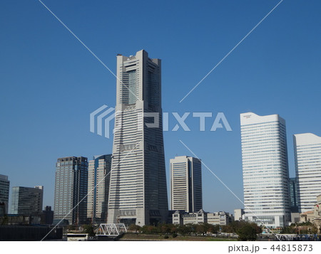 横浜みなとみらい地区　ランドマークタワーなど 44815873