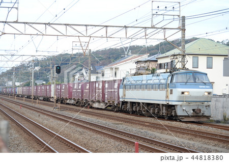 朝のEF66 44818380