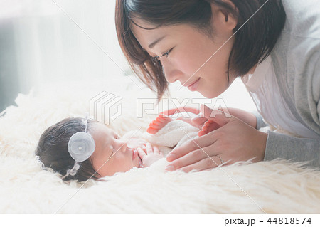 at the age of 14 days at the age of 14 days 44818574