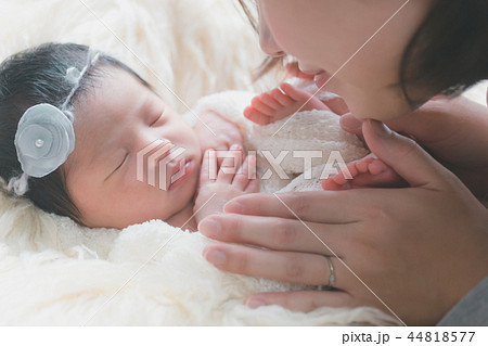 at the age of 14 days 44818577