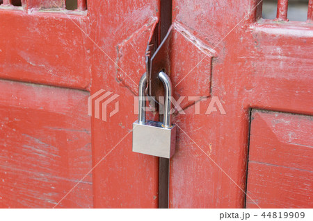 padlock on the door for wooden door lock at home  44819909