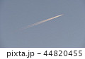 高高度を飛ぶ飛行機 44820455
