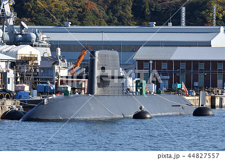 海上自衛隊の潜水艦 44827557