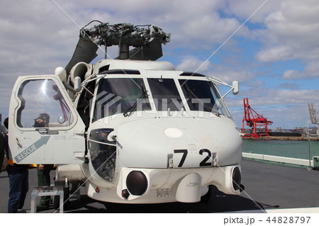護衛艦かが搭載ヘリＳＨ-60Ｋ 44828797