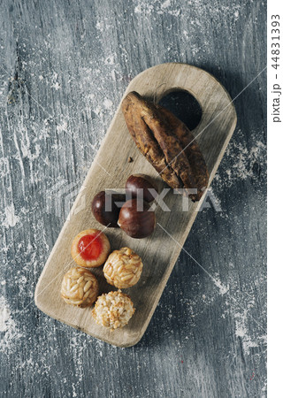 sweet potato, chestnuts and Catalan panellets sweet potato, chestnuts and Catalan panellets 44831393