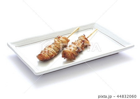 《やきとり》　ひな串(肩肉)　たれ 44832060