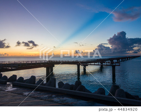 下地島空港17エンド夕日 44834920