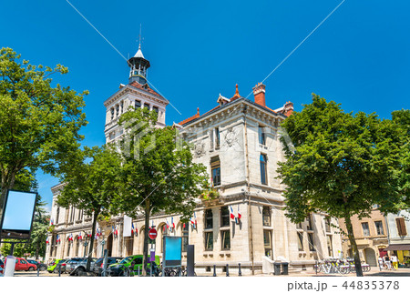 Town hall of Valence in France 44835378