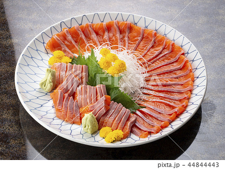 鮭　お造り　刺身　盛付　サーモン　サケ　シャケ 44844443