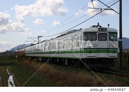 JR東日本115系 2次新潟色 44844687