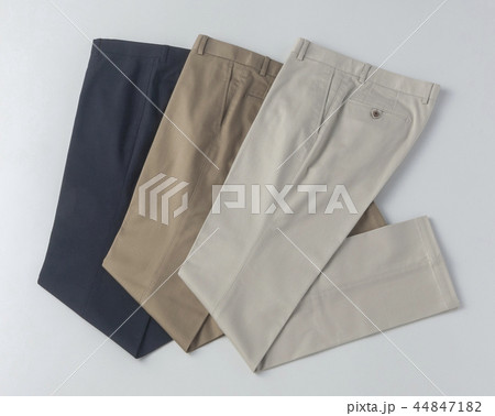 カジュアルパンツ 44847182