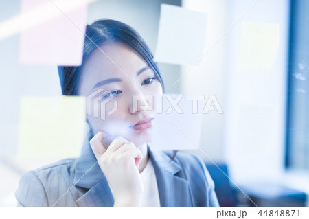 女性 44848871