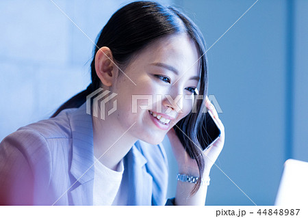 女性 女性 44848987