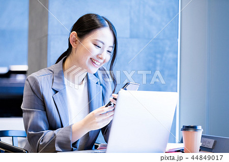 女性 女性 44849017