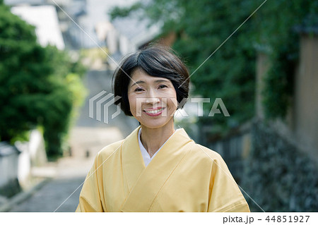 着物の女性 44851927