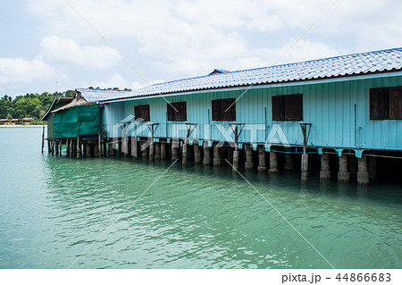 Wooden house in bang bao pier.  44866683