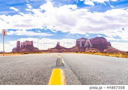 Monument Valley 44867308