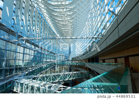 東京国際フォーラム　青空 44869531