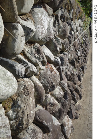 玉石の壁 素材 背景 武家屋敷群 出水市 鹿児島県 玉石の壁 素材 背景 武家屋敷群 出水市 鹿児島県 44871141
