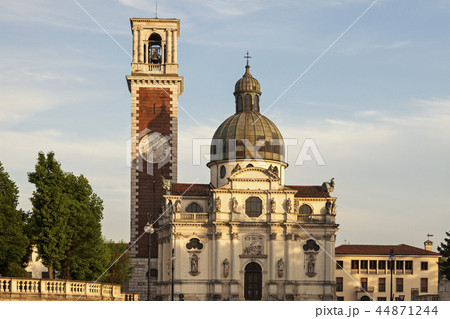 Basilica di Monte Berico in Vicenza 44871244