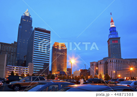 Cleveland downtown evening time 44871503