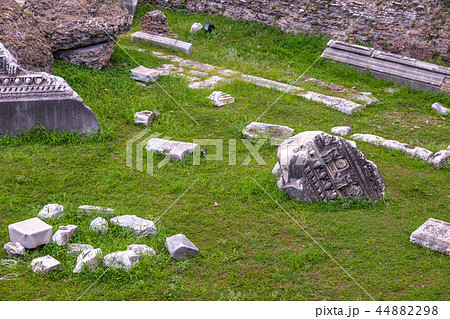 The Roman ruins 44882298