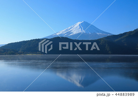 逆さ富士 河口湖 逆さ富士 河口湖 44883989