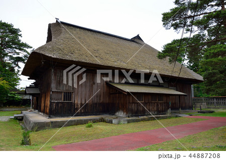 秋田県　大型農家建築　旧奈良家住宅 44887208