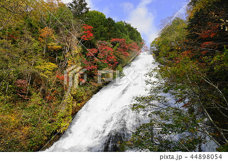 10月 日光145湯滝の紅葉 10月 日光145湯滝の紅葉 44898054