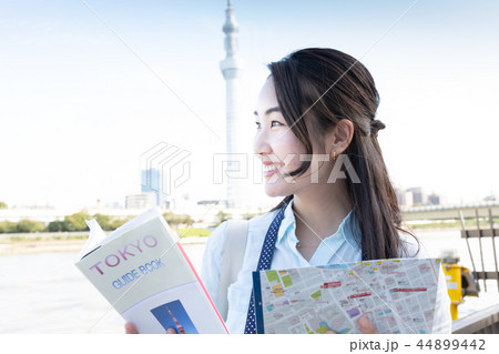 観光 若い女性 東京スカイツリー 観光 若い女性 東京スカイツリー 44899442