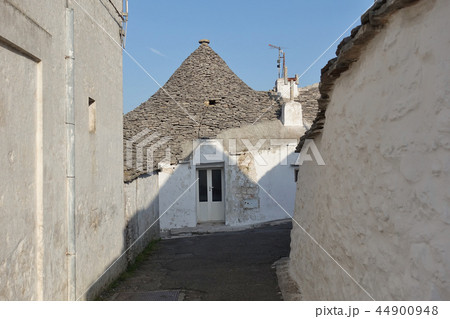 イタリア　アルベロベッロ　風景 44900948