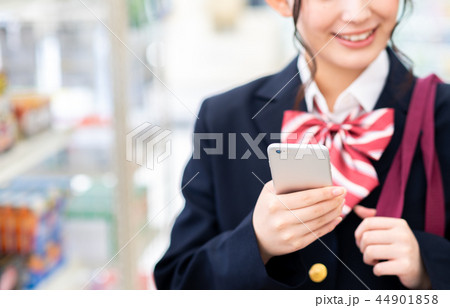 コンビニ(女子高生) コンビニ(女子高生) 44901858