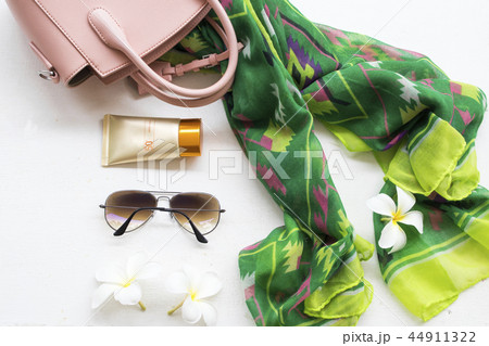 collection fashion accessories for lifestyle woman 44911322