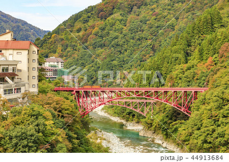 黒部峡谷　トロッコ鉄道 44913684