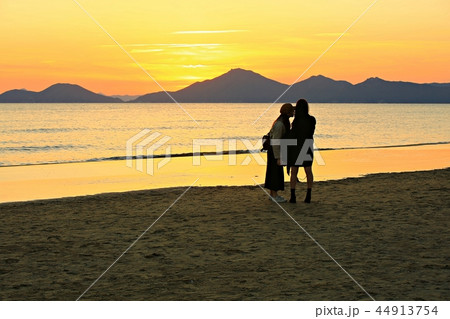 夕焼け 夕日 美しさ 44913754