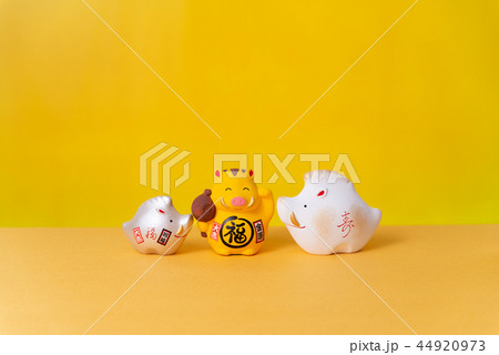 干支の置物 44920973