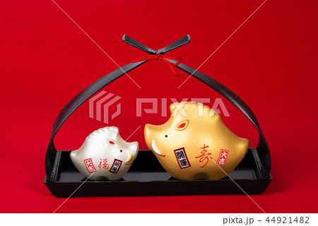 干支の置物 44921482