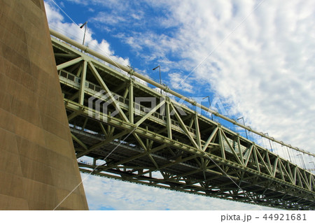 明石海峡大橋 44921681