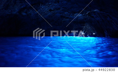 青の洞窟 44922830