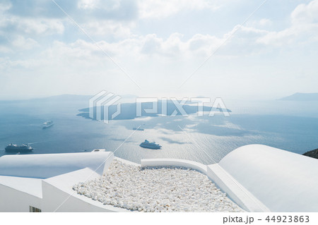 view of the island volcano Nea Kameni from the village of Imerovigli 44923863